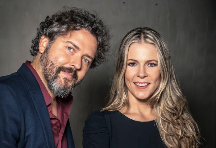 케이티 제임스 & 까밀로 히랄도